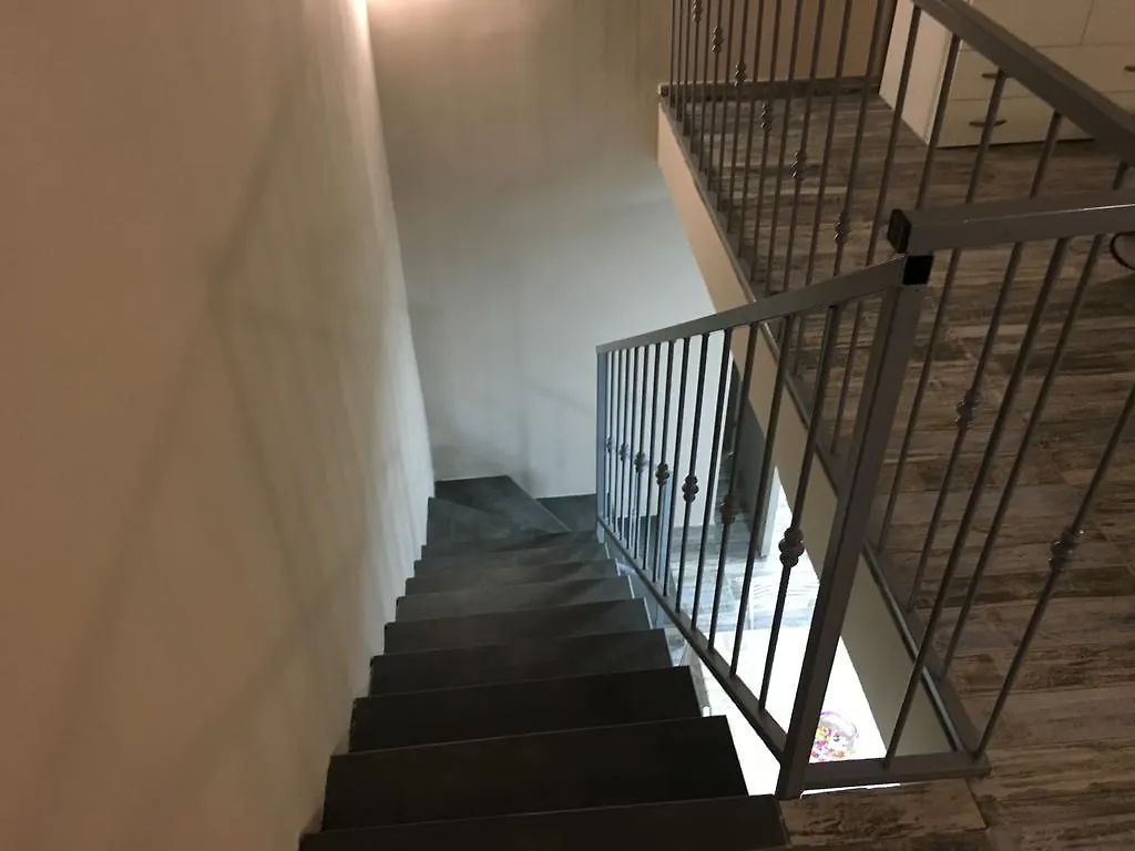 科斯莫伊住宿加早餐旅馆 那不勒斯 2*,  意大利